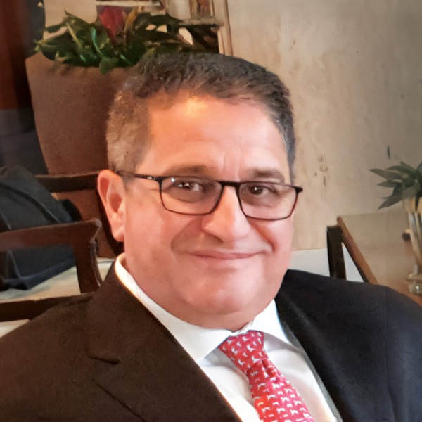 السيد زهير عطعوط